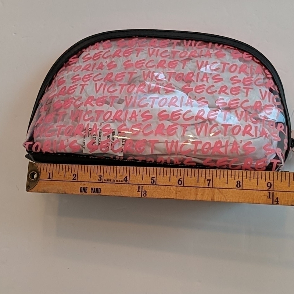 VS Victoria's secret scribble clear travel bag new - Picture 6 of 7